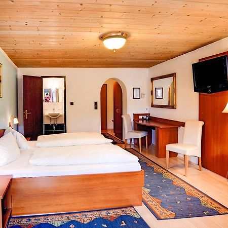 Cityhotel Schwarzer Baer Инсбрук Экстерьер фото